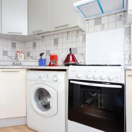 Apartment Zolotaya Gorka 13